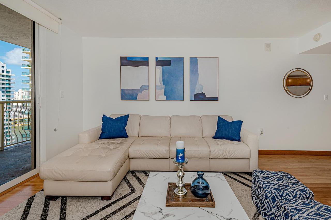 Lovely Condo With City & Ocean Views. Sleep Up To 6 People! マイアミ エクステリア 写真