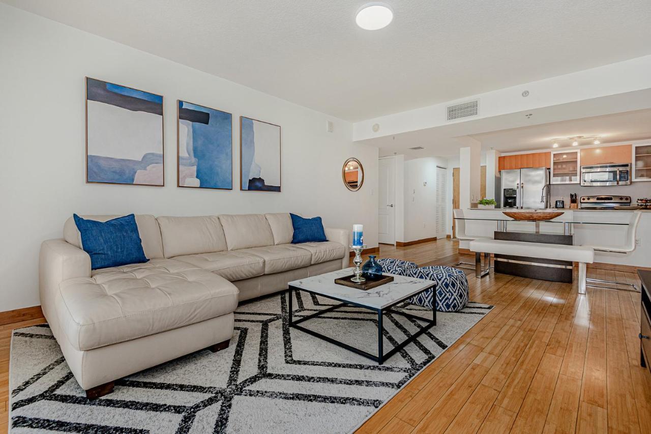 Lovely Condo With City & Ocean Views. Sleep Up To 6 People! マイアミ エクステリア 写真