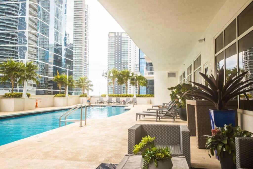 Lovely Condo With City & Ocean Views. Sleep Up To 6 People! マイアミ エクステリア 写真