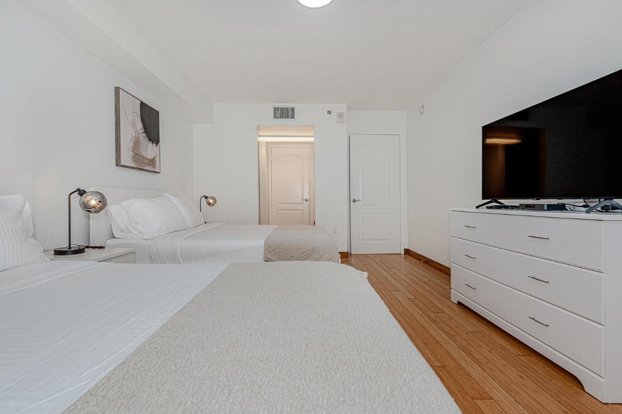Lovely Condo With City & Ocean Views. Sleep Up To 6 People! マイアミ エクステリア 写真